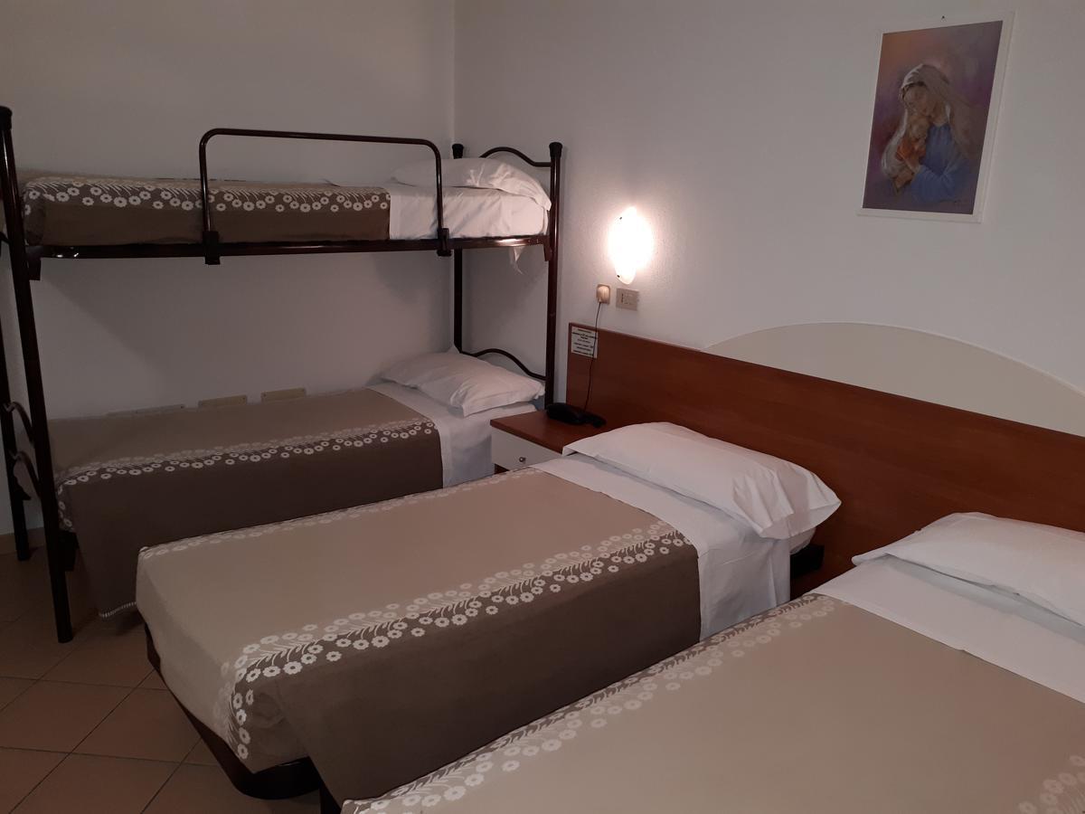 Hotel Ciclamino Риоло Терме Екстериор снимка